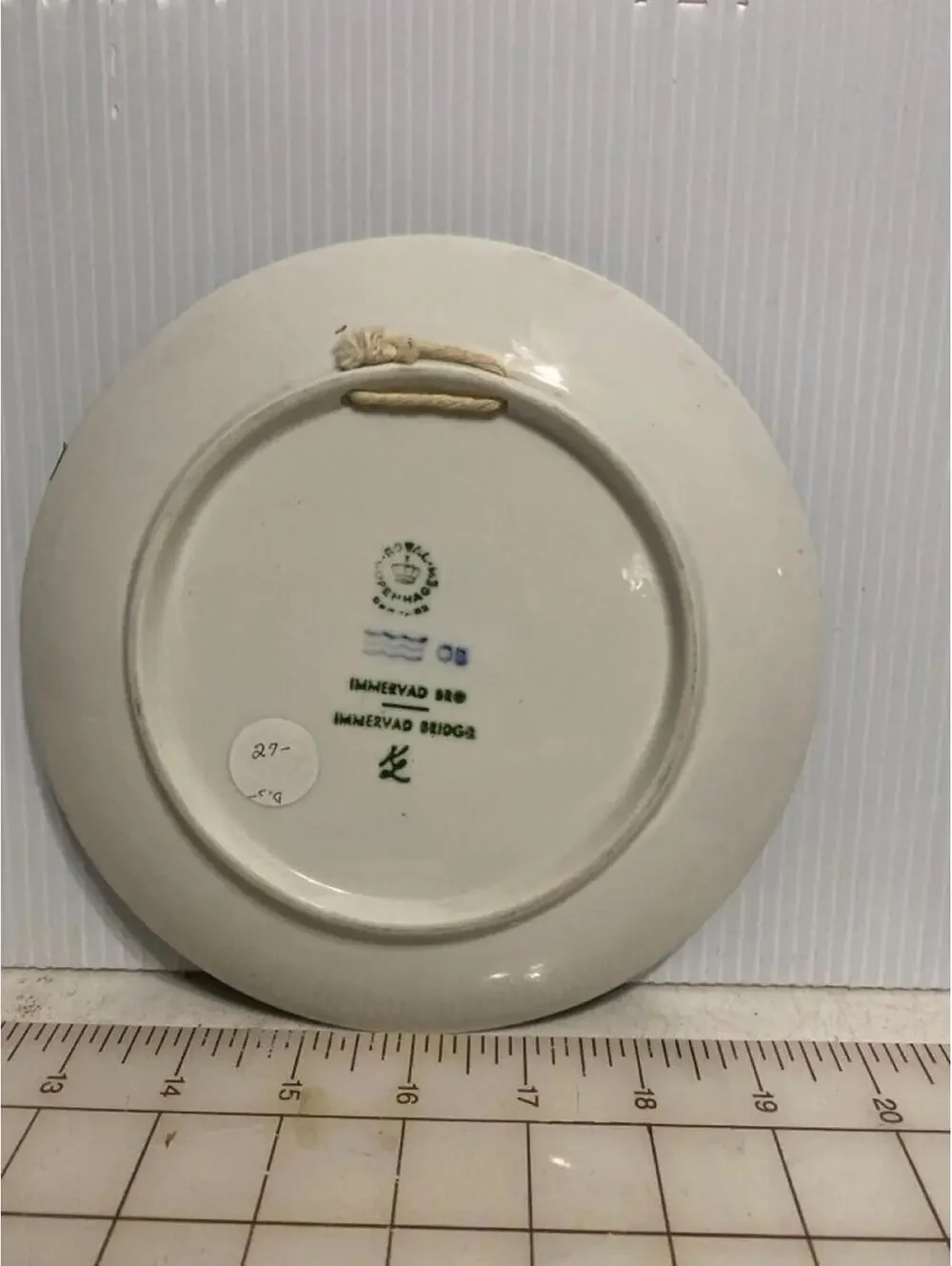 Royal Copenhagen Christmas Plate 1977 Porcelain Original hansen Denmark